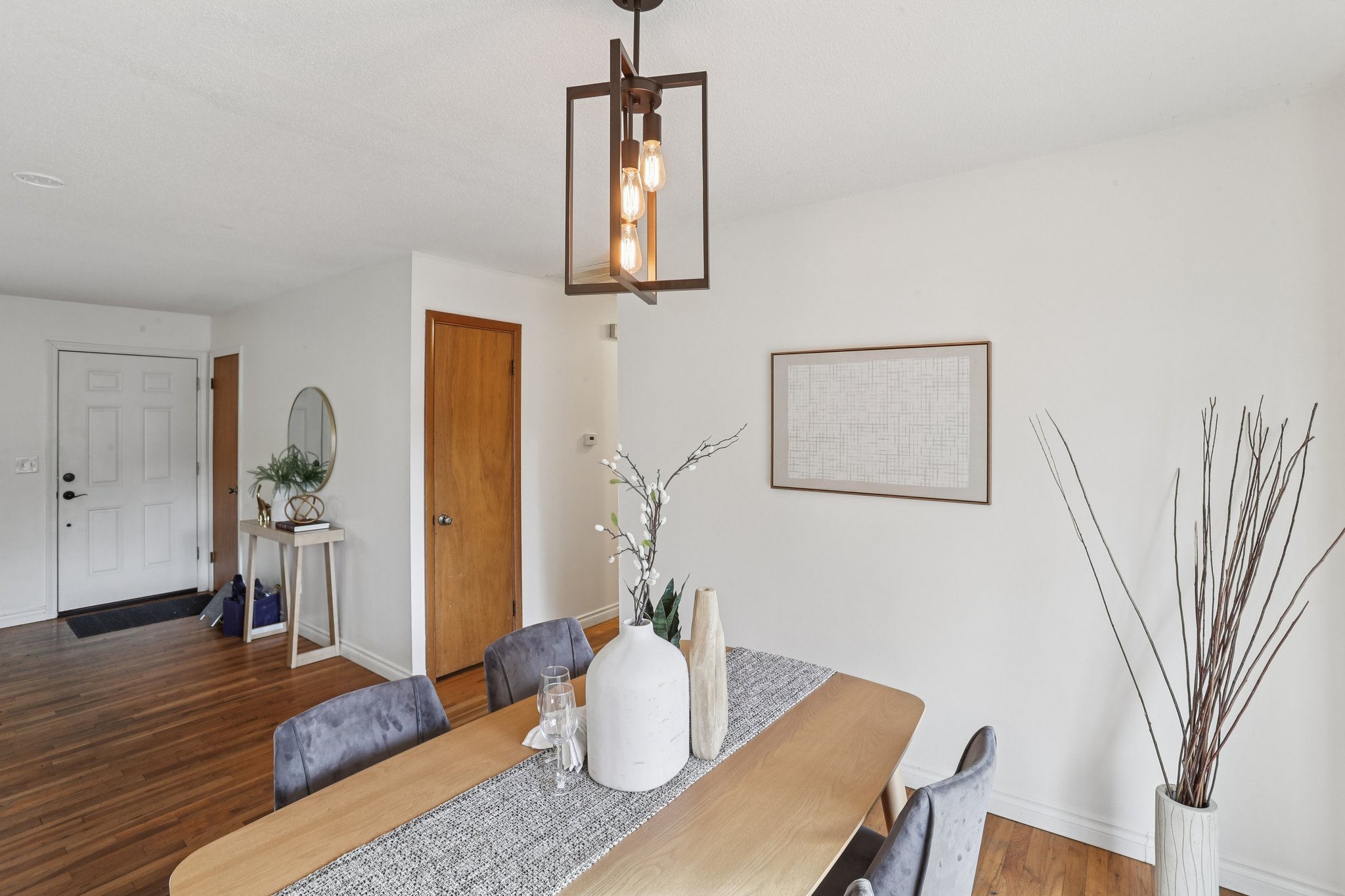 NE Couch Ct-S1101-014.jpg