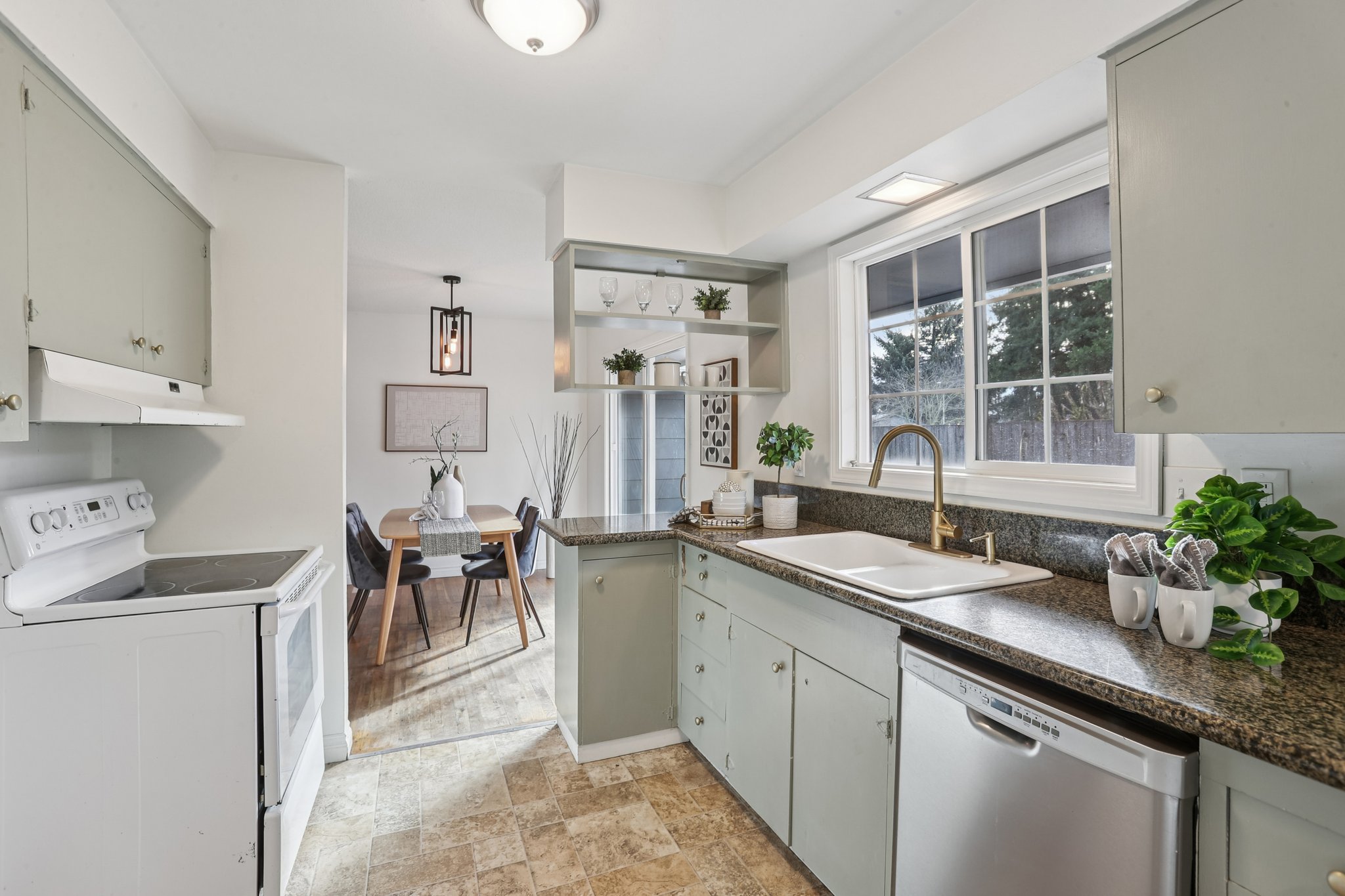 NE Couch Ct-S1101-019.jpg