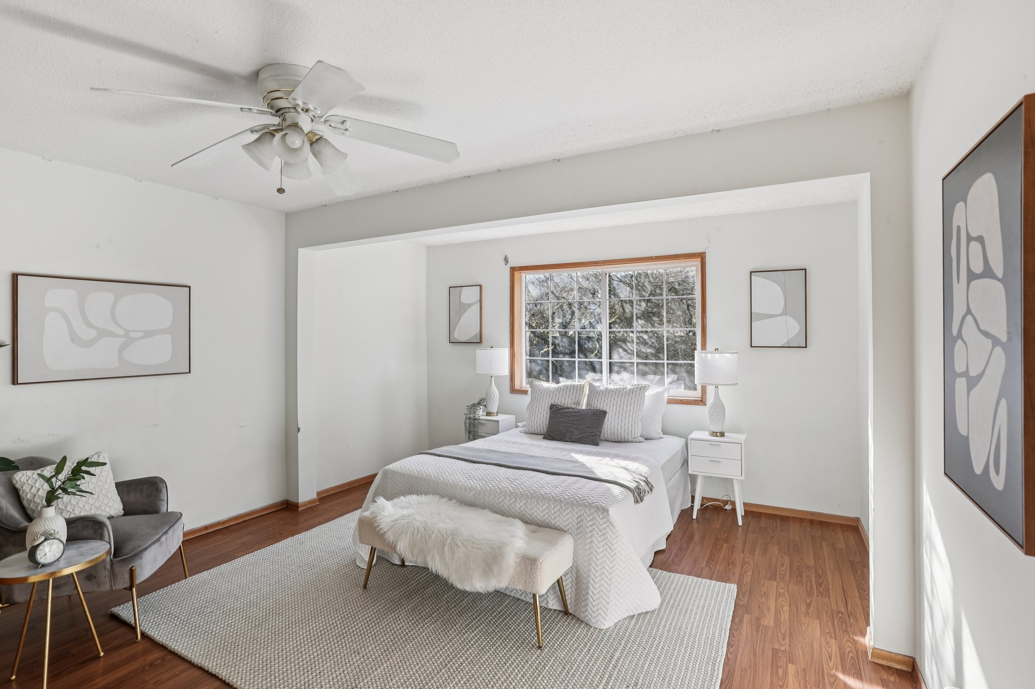 NE Couch Ct-S1101-031.jpg