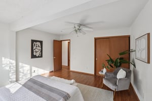 NE Couch Ct-S1101-034.jpg