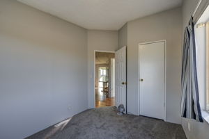  Photo 37