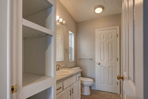  Photo 31
