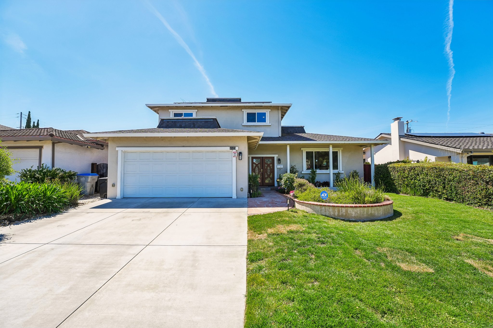 Johnson Ave-S2404-002.jpg