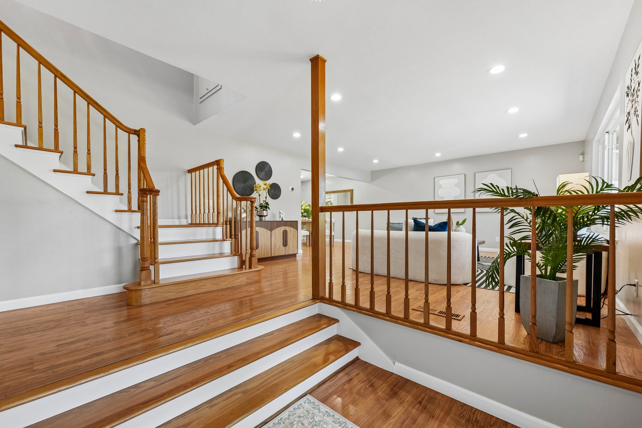 Johnson Ave-S2404-008.jpg