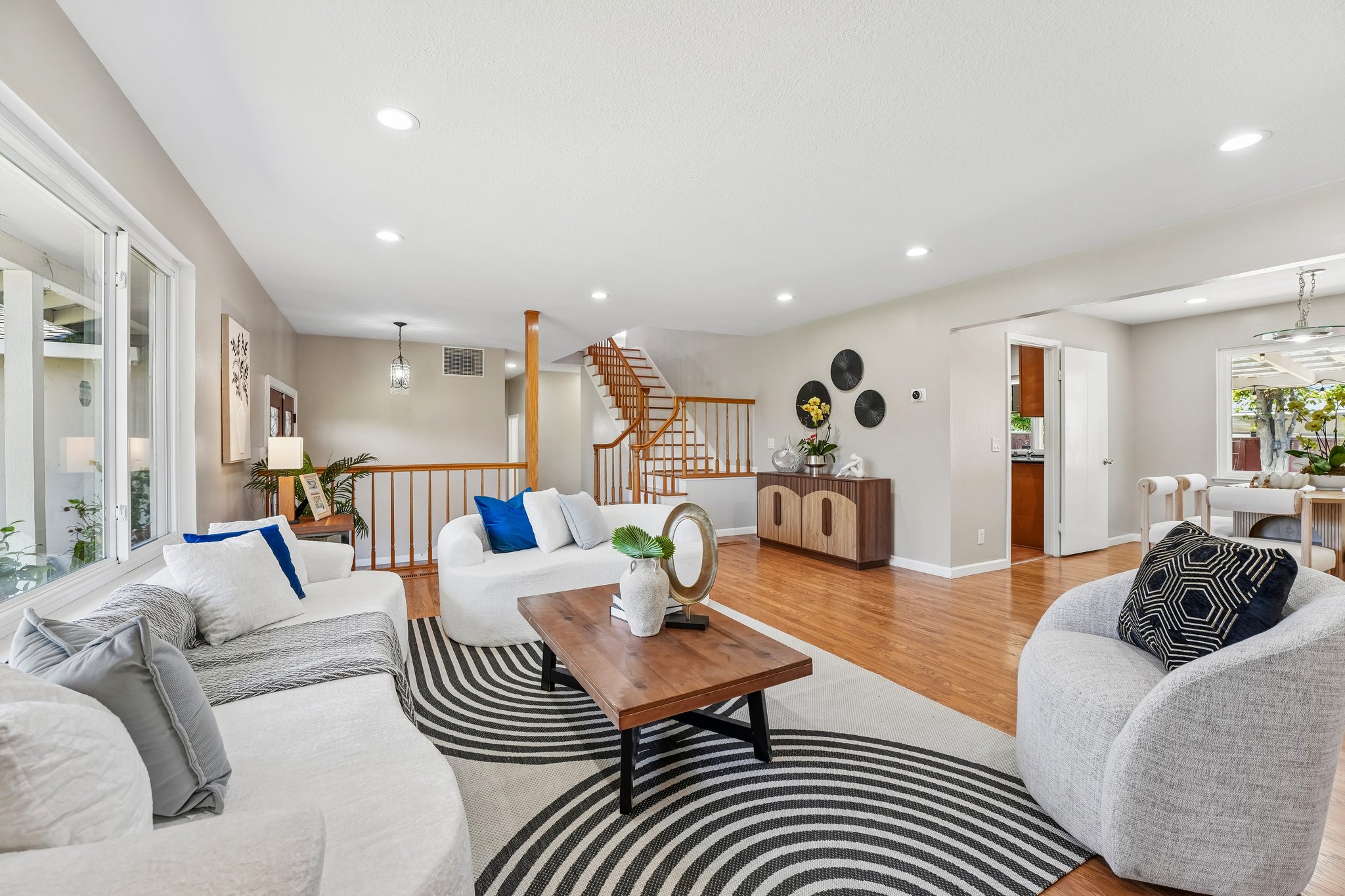 Johnson Ave-S2404-018.jpg