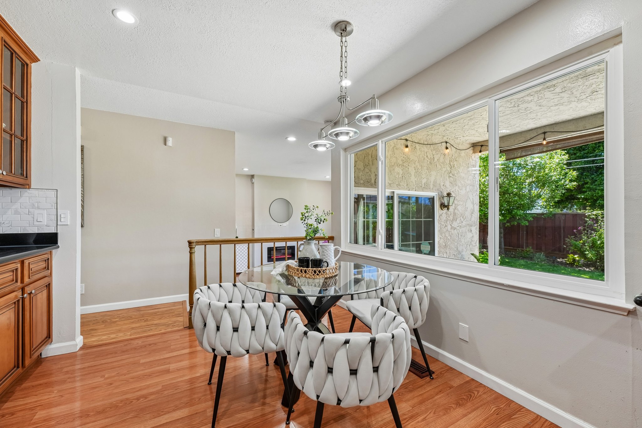 Johnson Ave-S2404-024.jpg