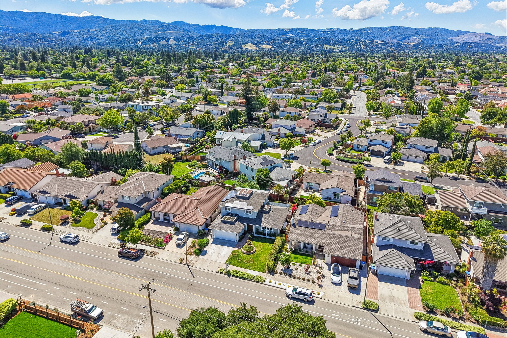 Johnson Ave-S2404-080.jpg