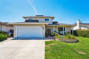 Johnson Ave-S2404-001.jpg