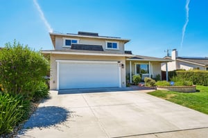 Johnson Ave-S2404-003.jpg