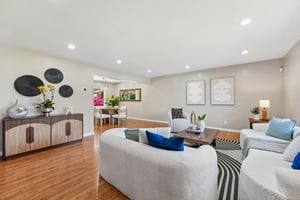 Johnson Ave-S2404-010.jpg