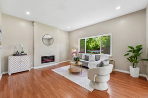 Johnson Ave-S2404-012.jpg