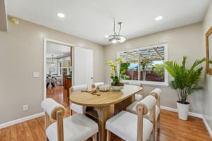 Johnson Ave-S2404-026.jpg