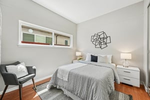 Johnson Ave-S2404-036.jpg