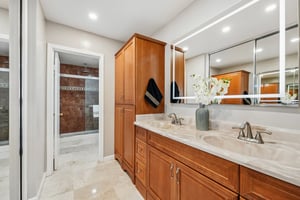 Johnson Ave-S2404-059.jpg