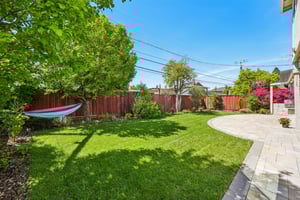 Johnson Ave-S2404-070.jpg