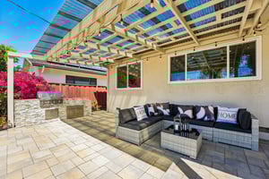 Johnson Ave-S2404-073.jpg