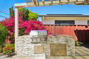 Johnson Ave-S2404-074.jpg