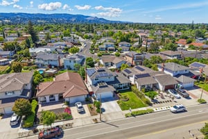 Johnson Ave-S2404-077.jpg