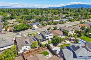 Johnson Ave-S2404-085.jpg