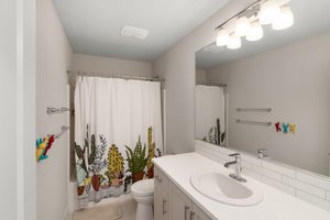  Photo 23