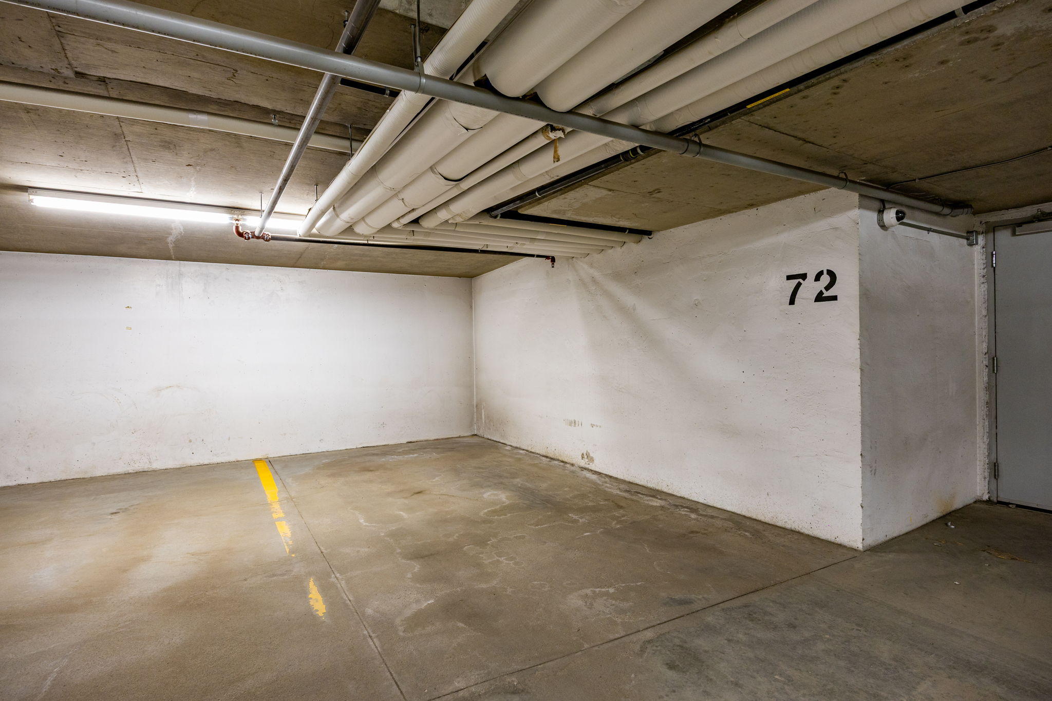  Photo 33