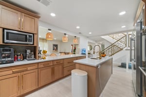 Rolling Ridge Dr-S2606-017.jpg
