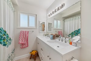 Rolling Ridge Dr-S2606-032.jpg