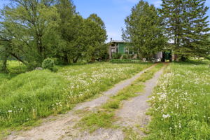  Photo 0