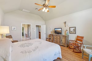 Farm to Market Rd 1704-035.jpg