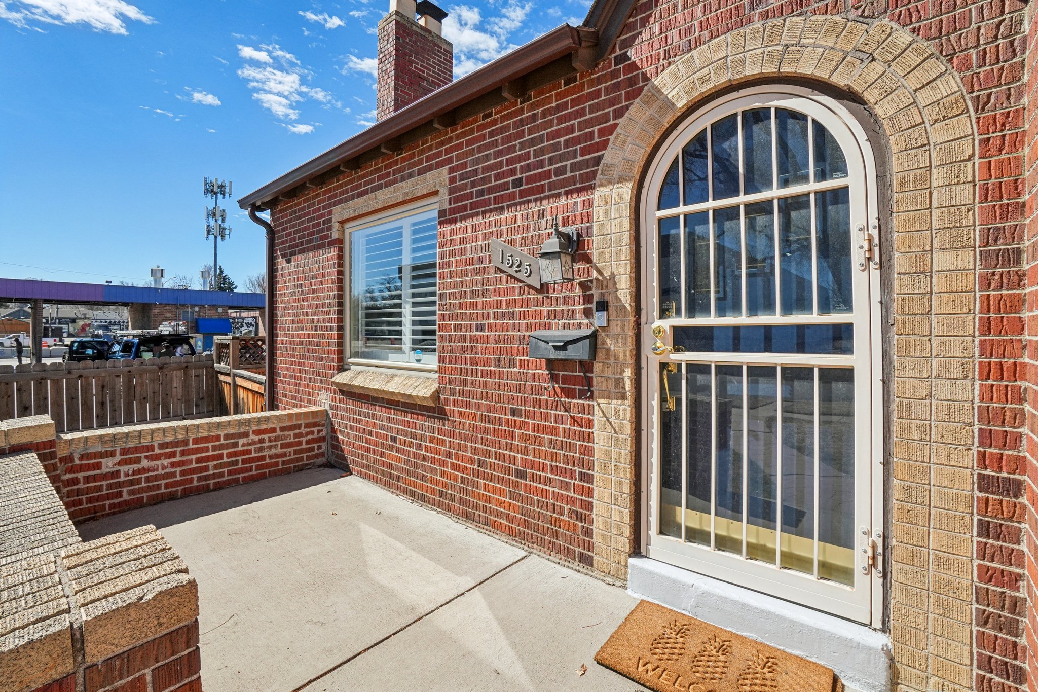 Holly St-S1803-006.jpg