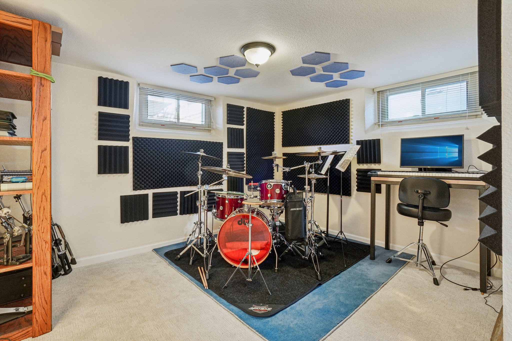 Holly St-S1803-028.jpg