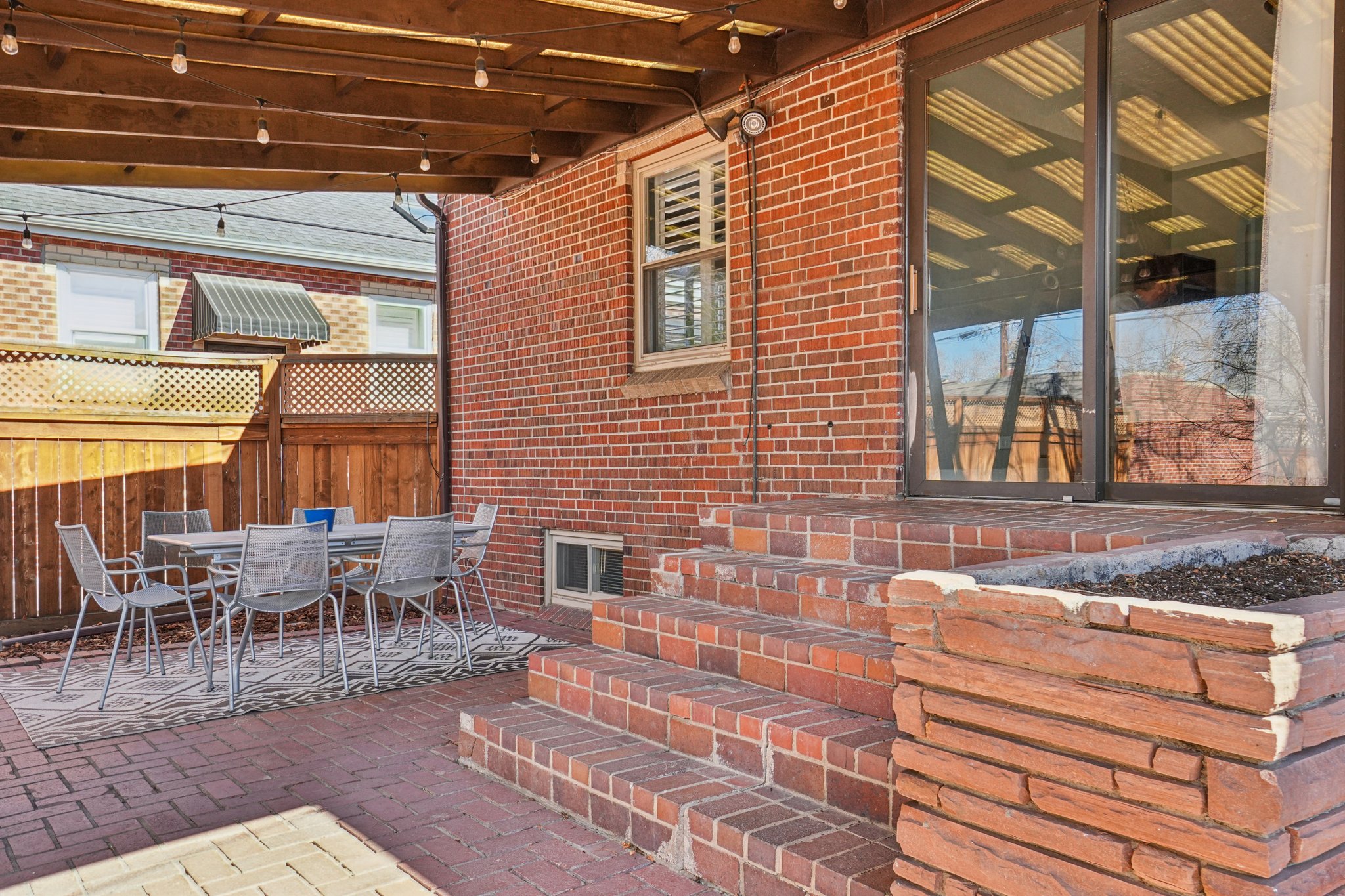 Holly St-S1803-031.jpg