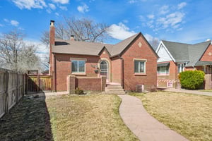 Holly St-S1803-004.jpg