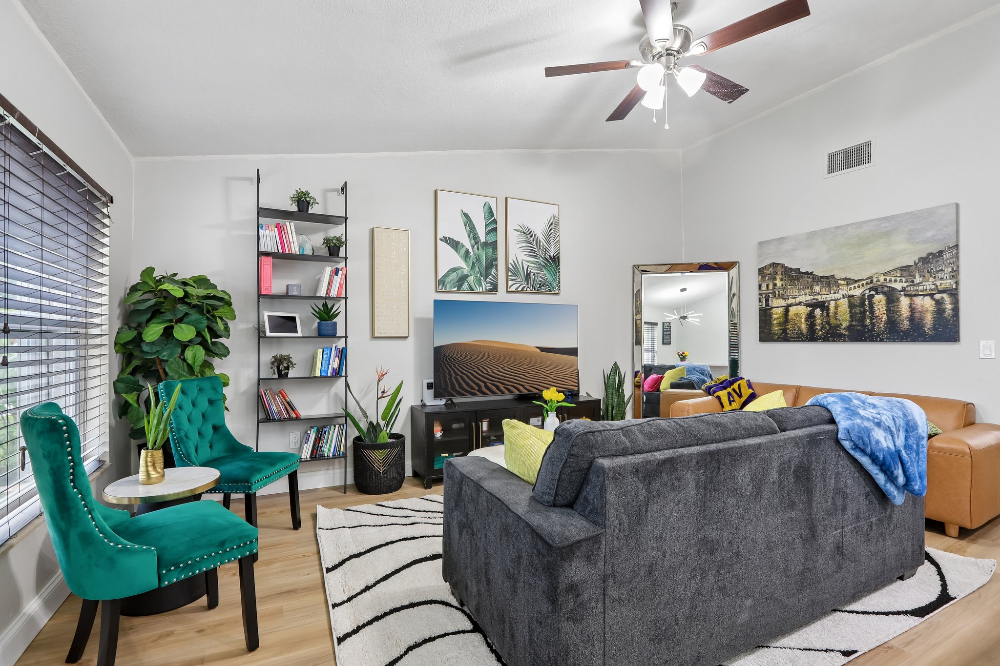 1525 Kestrel Way - S1305 - 008.jpg