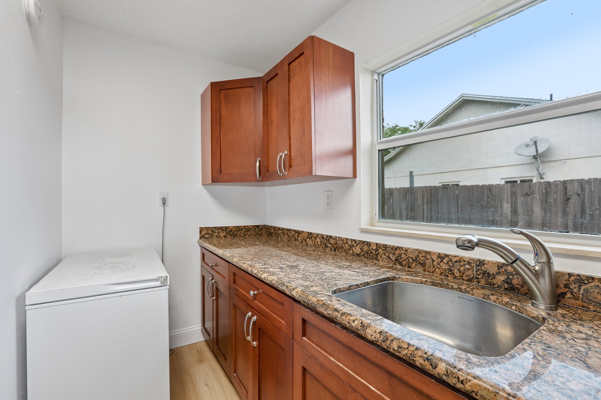 1525 Kestrel Way - S1305 - 016.jpg