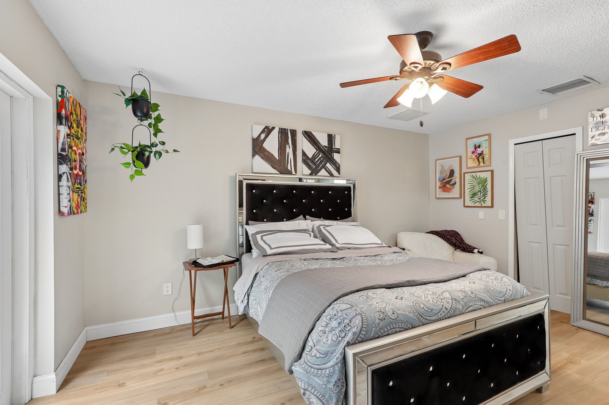 1525 Kestrel Way - S1305 - 021.jpg