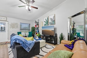 1525 Kestrel Way - S1305 - 006.jpg