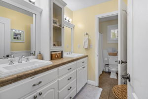  Photo 41