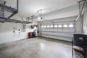 Garage - 495A9656 (1)