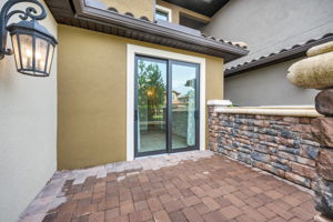 Guest Suite Courtyard View 2