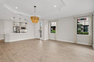 Dining - Foyer