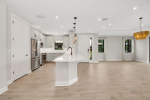 Kitchen - Foyer