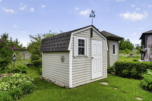  Photo 32
