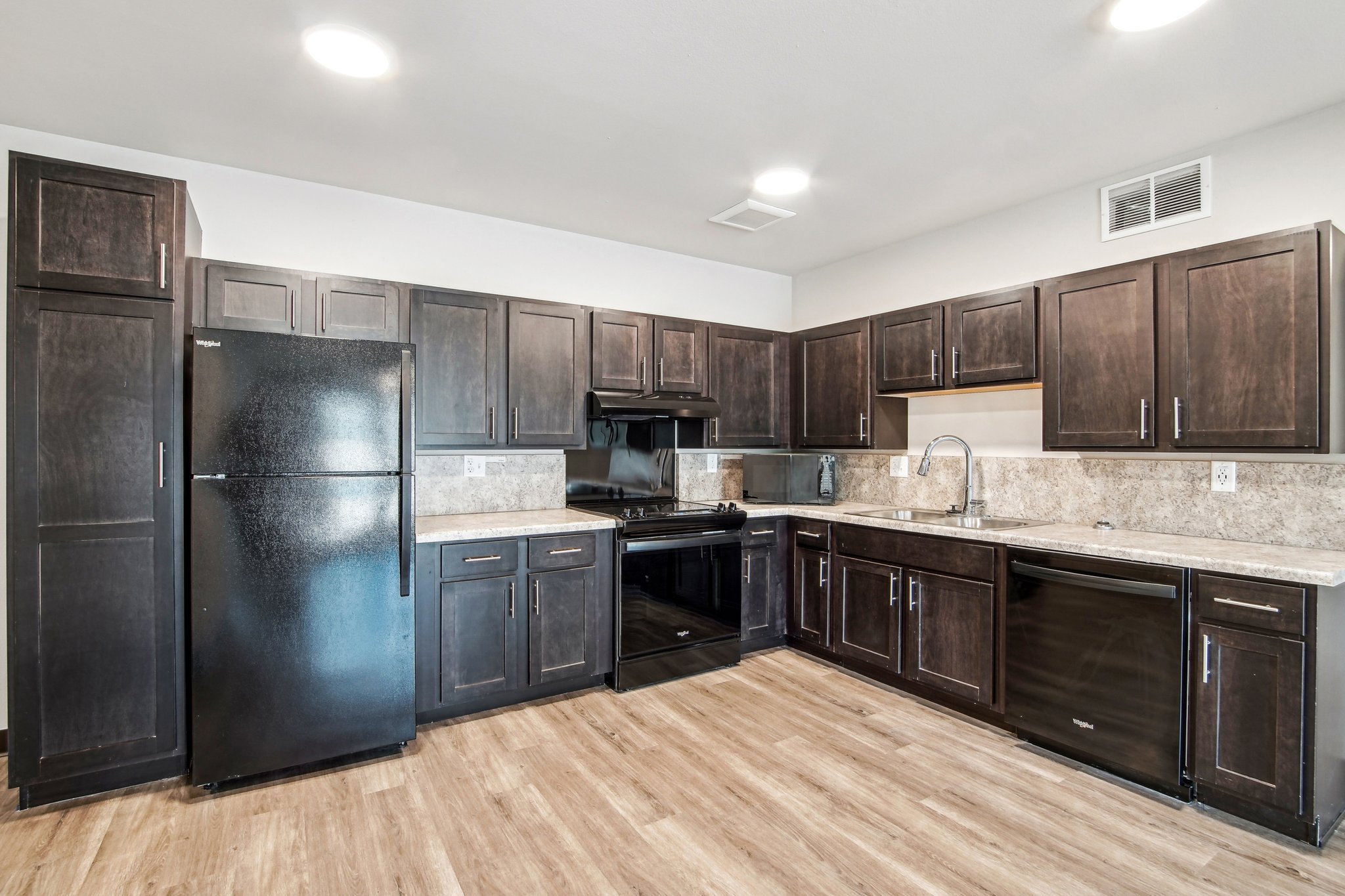 1526 W Desert Cove Ave Unit 119-0805-007.jpg