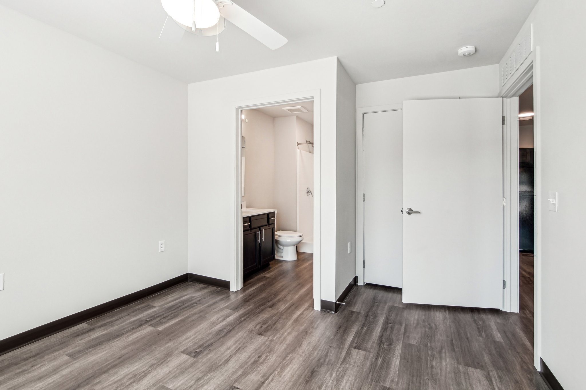 1526 W Desert Cove Ave Unit 119-0805-015.jpg