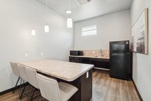 W Desert Cove Ave-0805-903.jpg