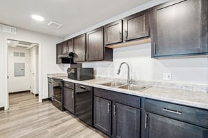 1526 W Desert Cove Ave Unit 136-0805-006.jpg