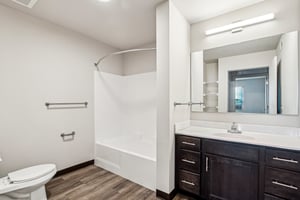 1526 W Desert Cove Ave Unit 136-0805-009.jpg