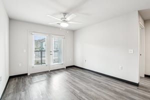 1526 W Desert Cove Ave Unit 134-0805-008.jpg