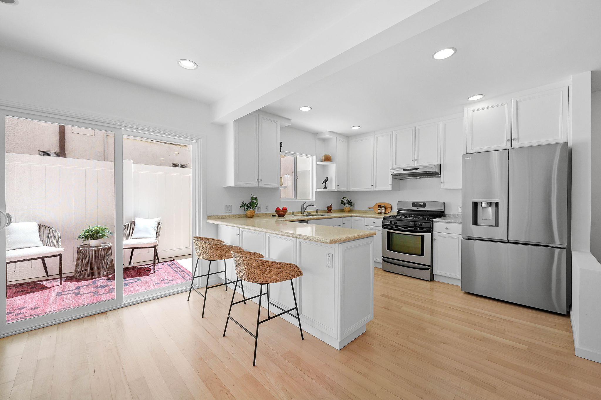 1527 Berkeley Street 5-12